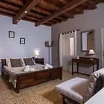 Anna's House In The Old Town *