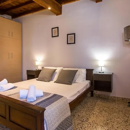 Сasa de vacaciones Anna's House In The Old Town