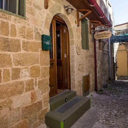 Anna's House In The Old Town Holiday home
