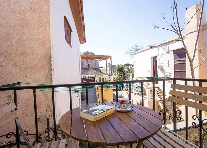 Сasa de vacaciones Anna's House In The Old Town *